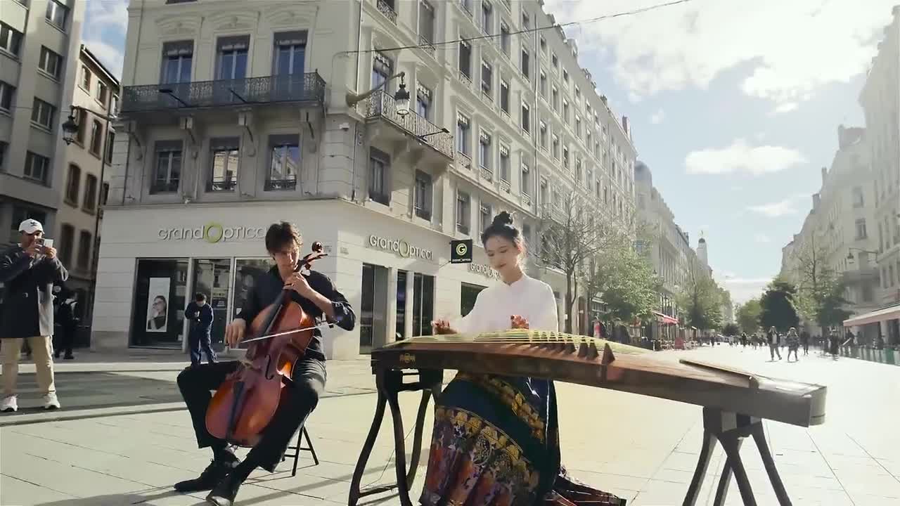 【中西合璧｜浮光The_History】古筝与大提琴的宿命感在此刻，有了画面Musical_Instruments_Guzheng_Cover__碰碰彭碰彭Jingxuan(0)